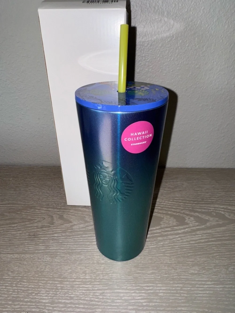 Starbucks Hawaii Exclusive Stainless Tumbler Cold Cup Straw Blue Ombre 24 oz